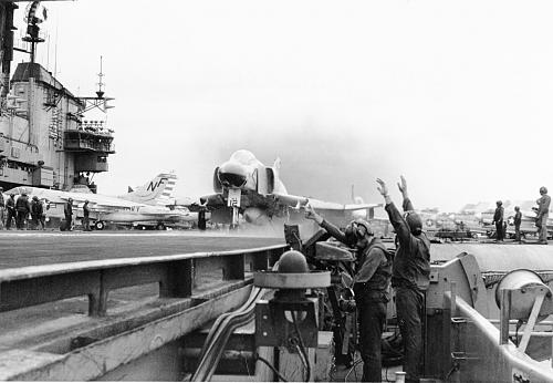 Click image for larger version

Name:	VF-151 USS Midway.jpg
Views:	57
Size:	164.9 KB
ID:	8117